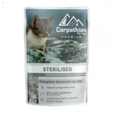 Hrană umedă Carpathian Premium Adult Steril pentru pisici, cu curcan în jeleu, 80 g